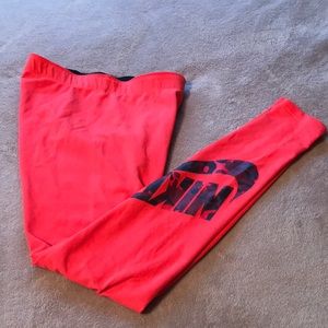 PreOwned Nike Fitness Blood /Orange Legging